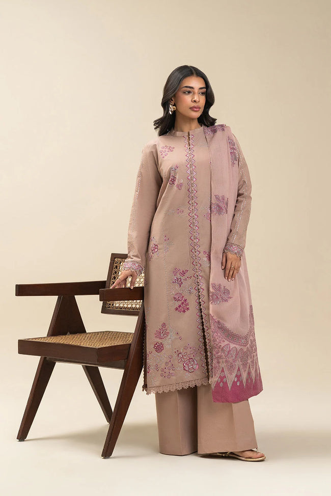 BeechTree | 3 Piece Embroidered Lawn Suit | BT12601UN004020 Main Image