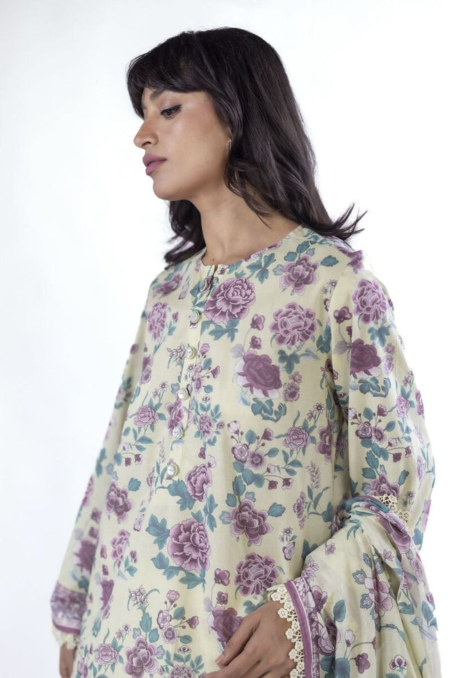 Khaadi | 3 Piece Lawn Suit | Printed Floral Lawn 3 Piece Main Image